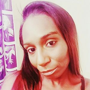 Meet your Posher, Gloria