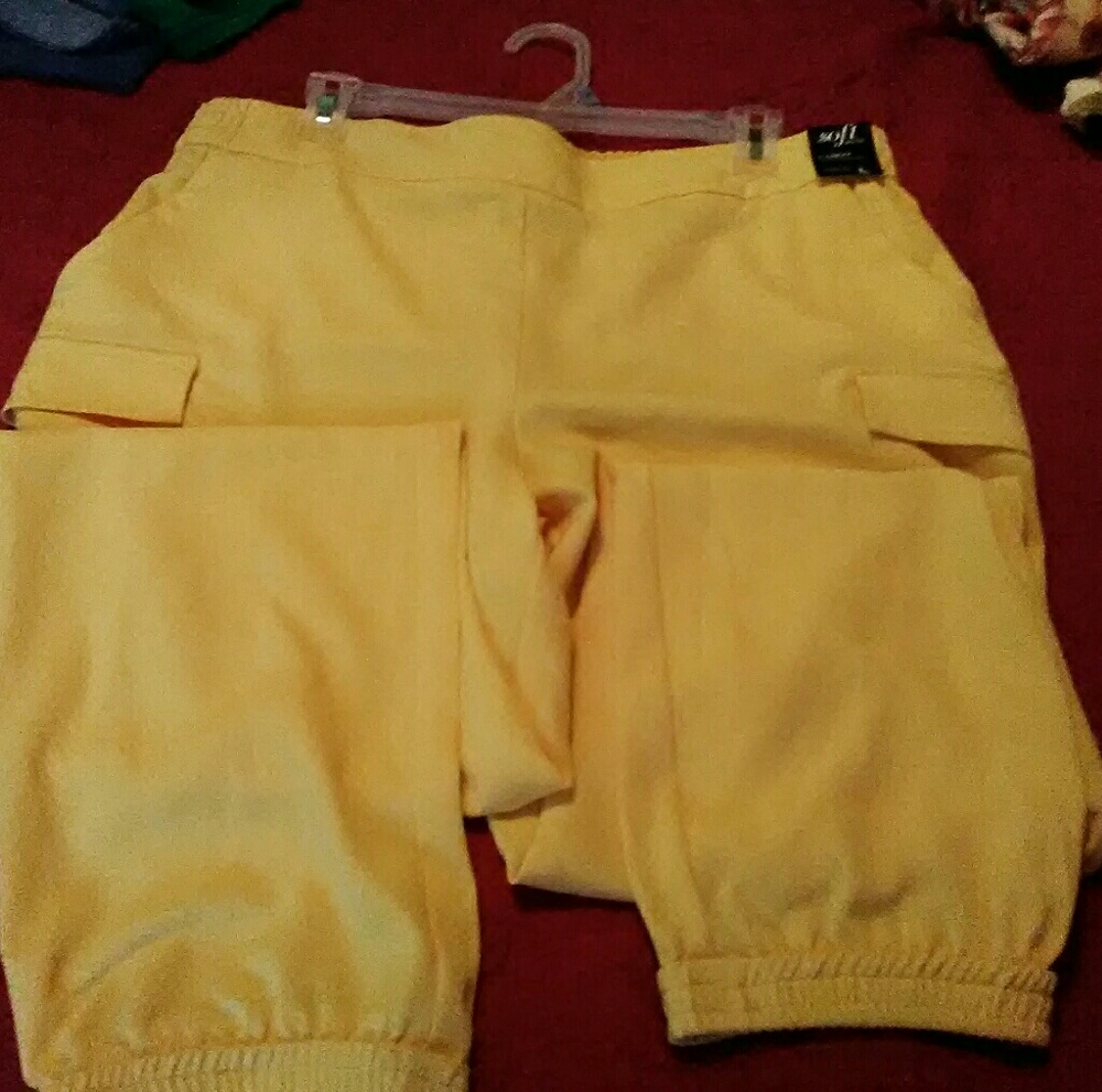 Ladies joggers