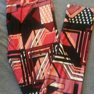 Lularoe leggings tall and curvy!