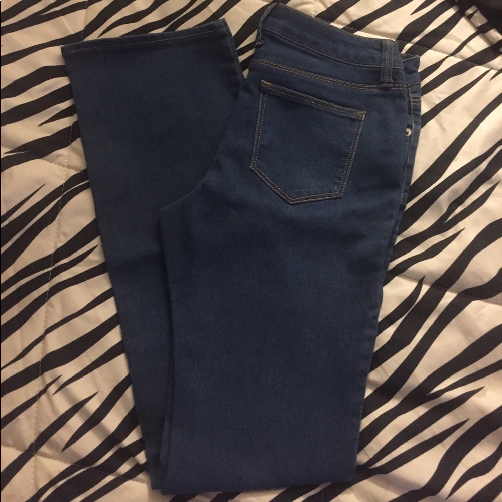 DARK BLUE JEANS