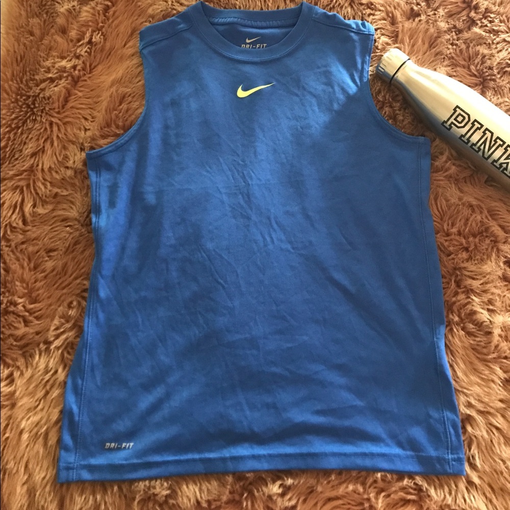 NIKE muscle tees💪🏼