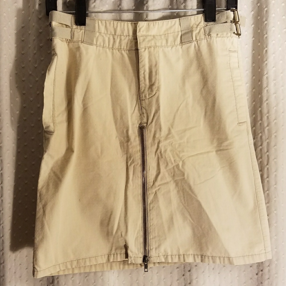 Moss Issue Khaki skirt