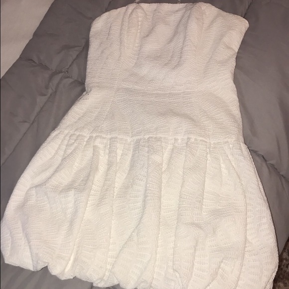 Lilly Pulitzer strapless bubble dress size 2! - Picture 2 of 3