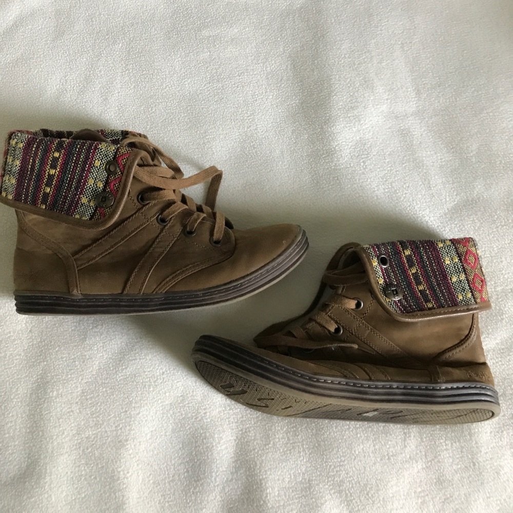 Blowfish booties