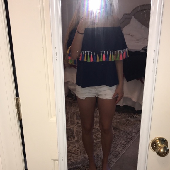 off the shoulder tassel top - Picture 1 of 2