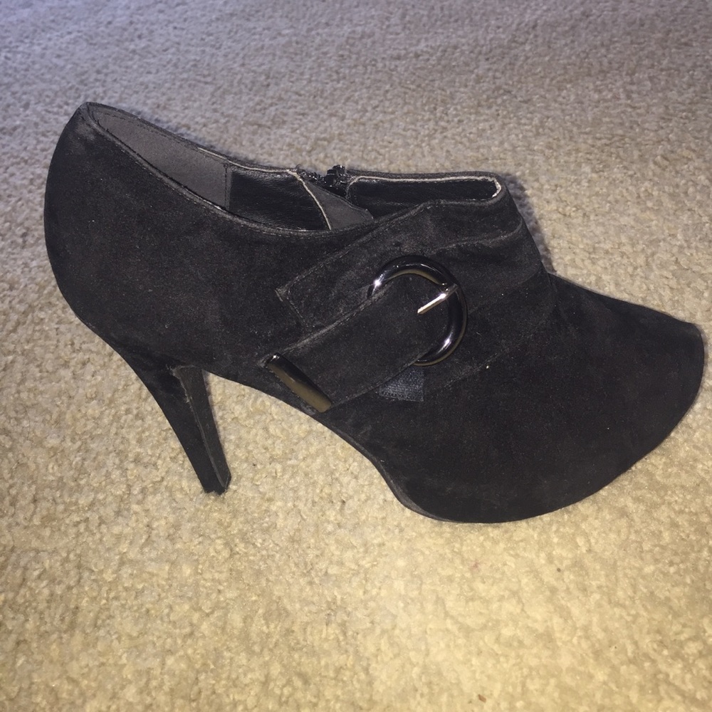 Low cut heel