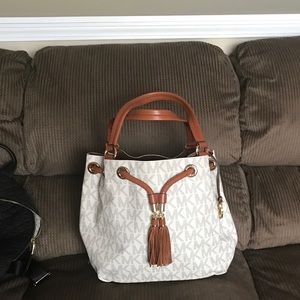 Micheal Kors Handbag