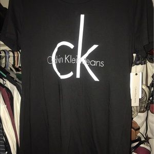 Calvin Klein T Shirt