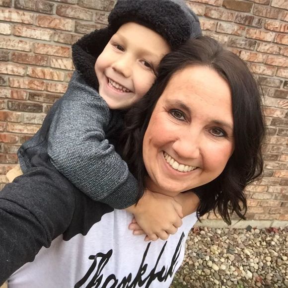 Meet your Posher, Andrea - Picture 1 of 1