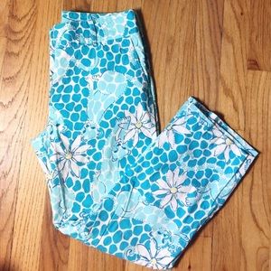 EUC Lilly Pulitzer cropped Capri pants. Size 2