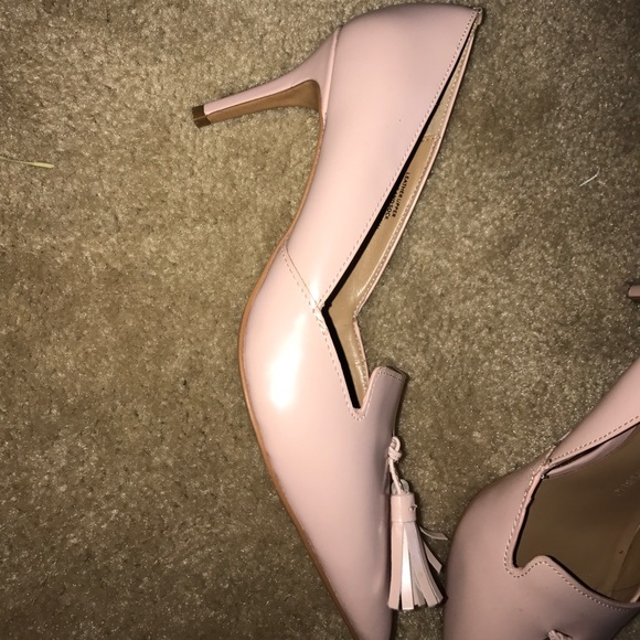 baby pink banana republic tassel heels - Picture 2 of 3