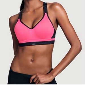 Incredible by Victoria's Secret Sports Bra