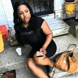 Meet your Posher, Latasha