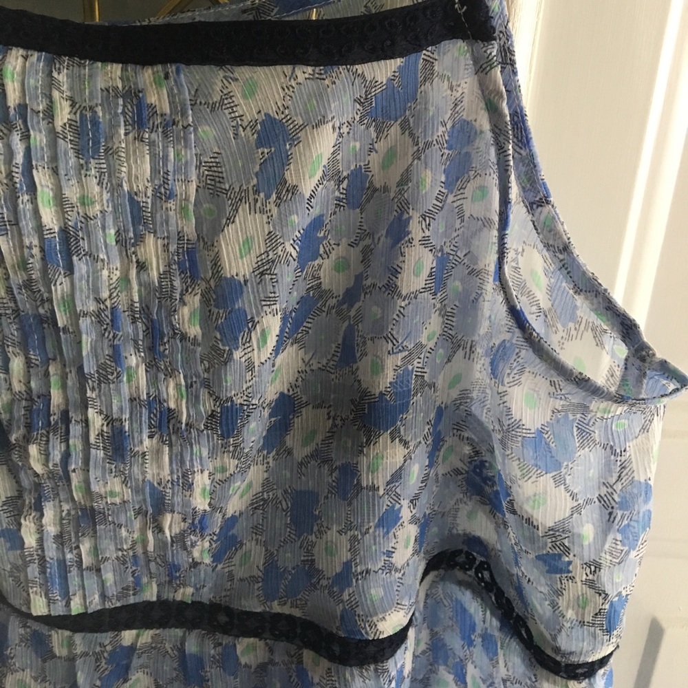 Tank-top - Picture 2 of 4