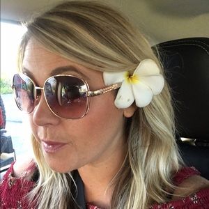 Meet your Posher, Alyson