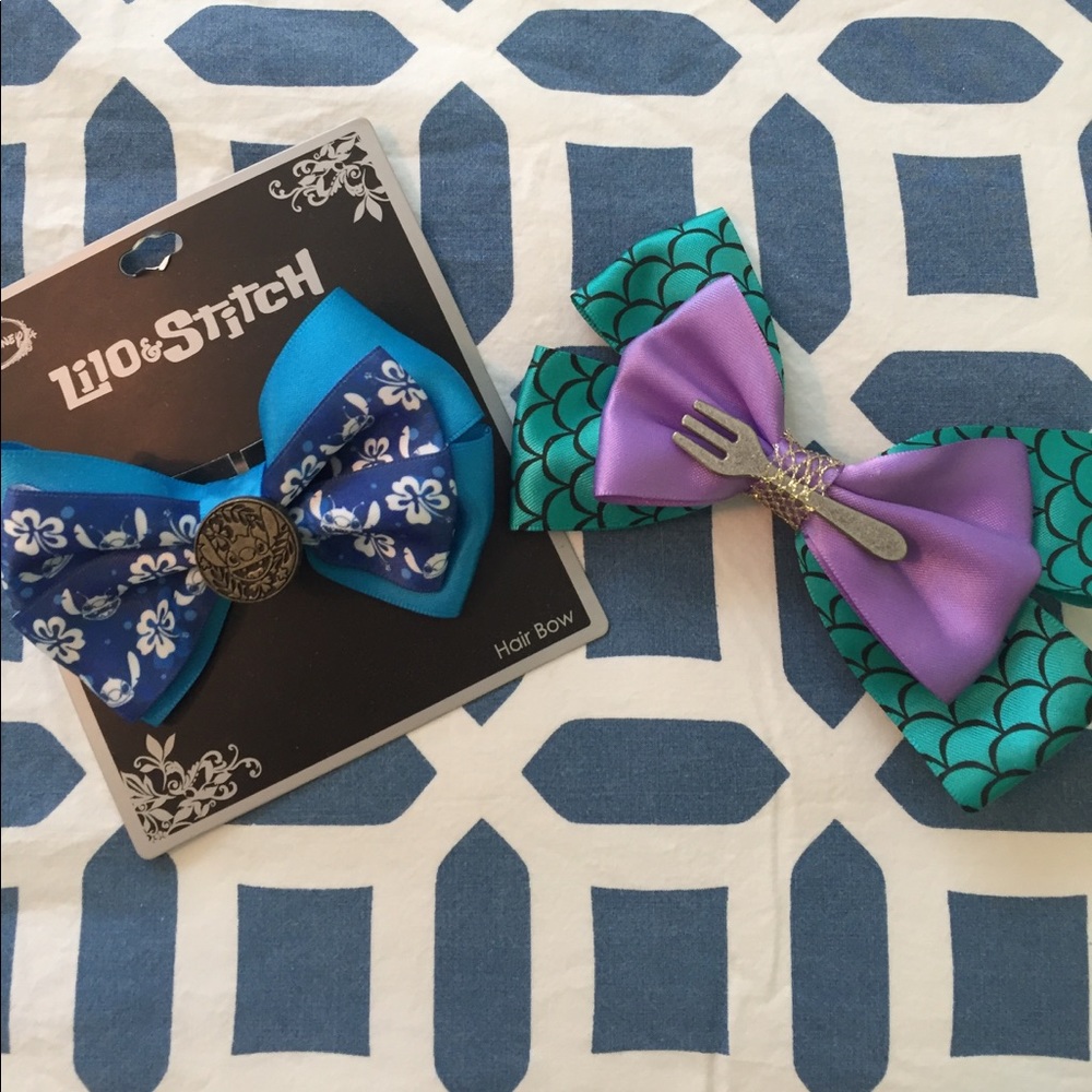 BUNDLE ✨NEVER WORN DISNEY HAIR BOWS🎀