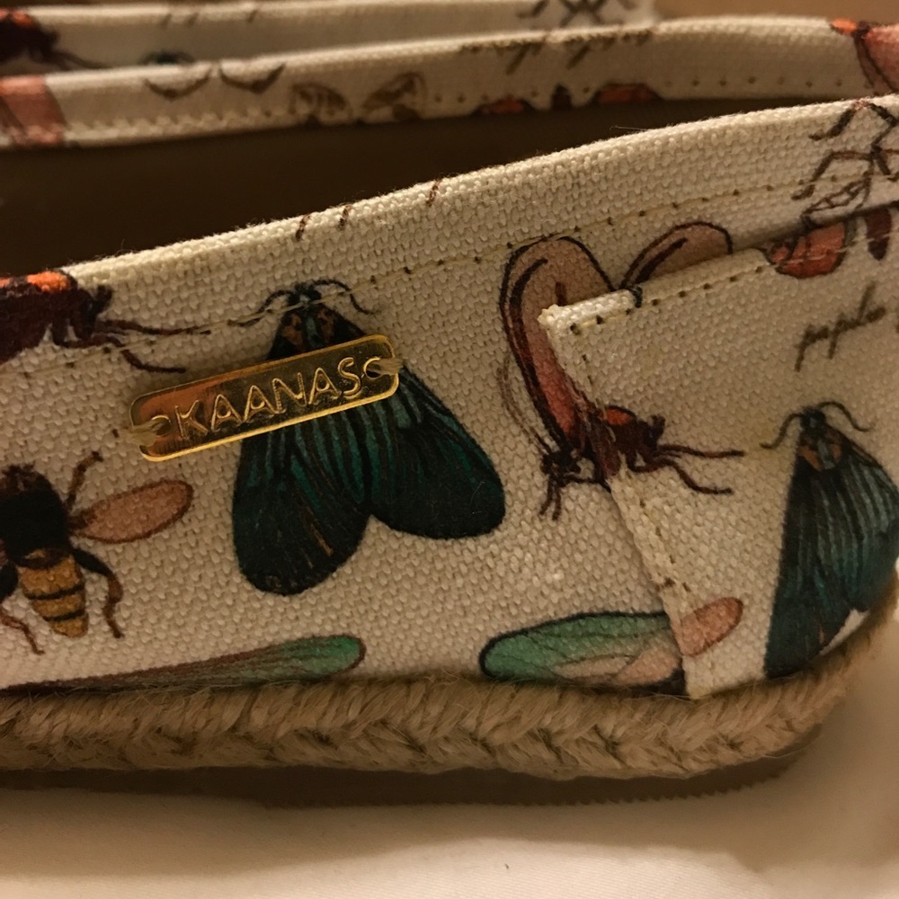 🖤🖤S͙A͙L͙E͙🖤🖤 Kaanas Insect Slip-ons - Picture 4 of 8