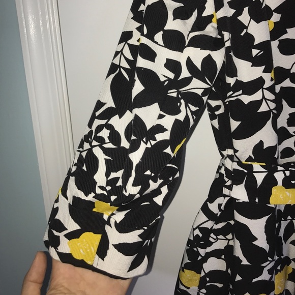 Insight Floral Blazer - Picture 4 of 8