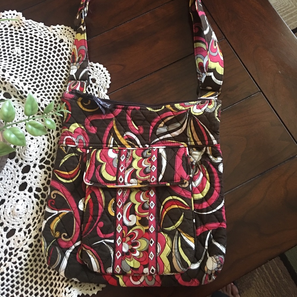 💐Vera Bradley cross body bag.