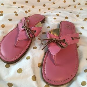 Never worn Sperry flip flops. Shop closes Tuesday!
