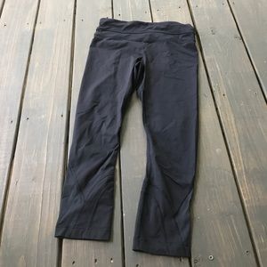 lululemon run: inspire crops excellent condition!