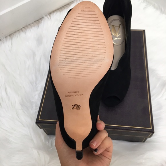 Vince Camuto Signature Black Ronan Booties - Picture 4 of 5