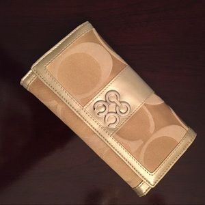 Large Gold Coach Wallet - Threefold