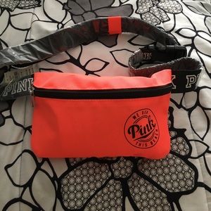 Fanny pack and Cousy combo