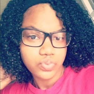 Meet your Posher, Janee