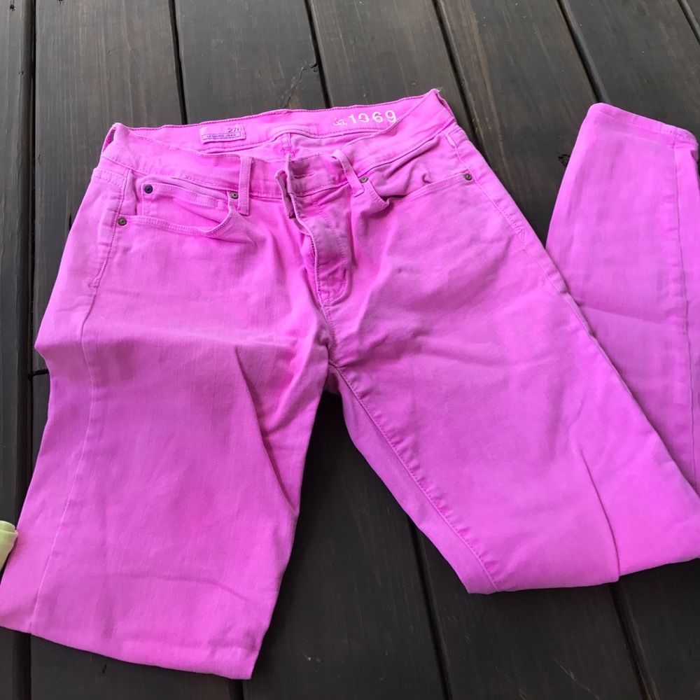 Pink gap skinny jeans - perfect for summer