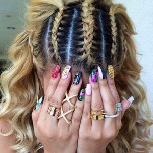 Meet your Posher, Evie