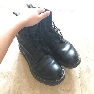 Doc Martens Smooth 1460 Size 7