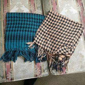 Blue and Tan Khaffiyehs