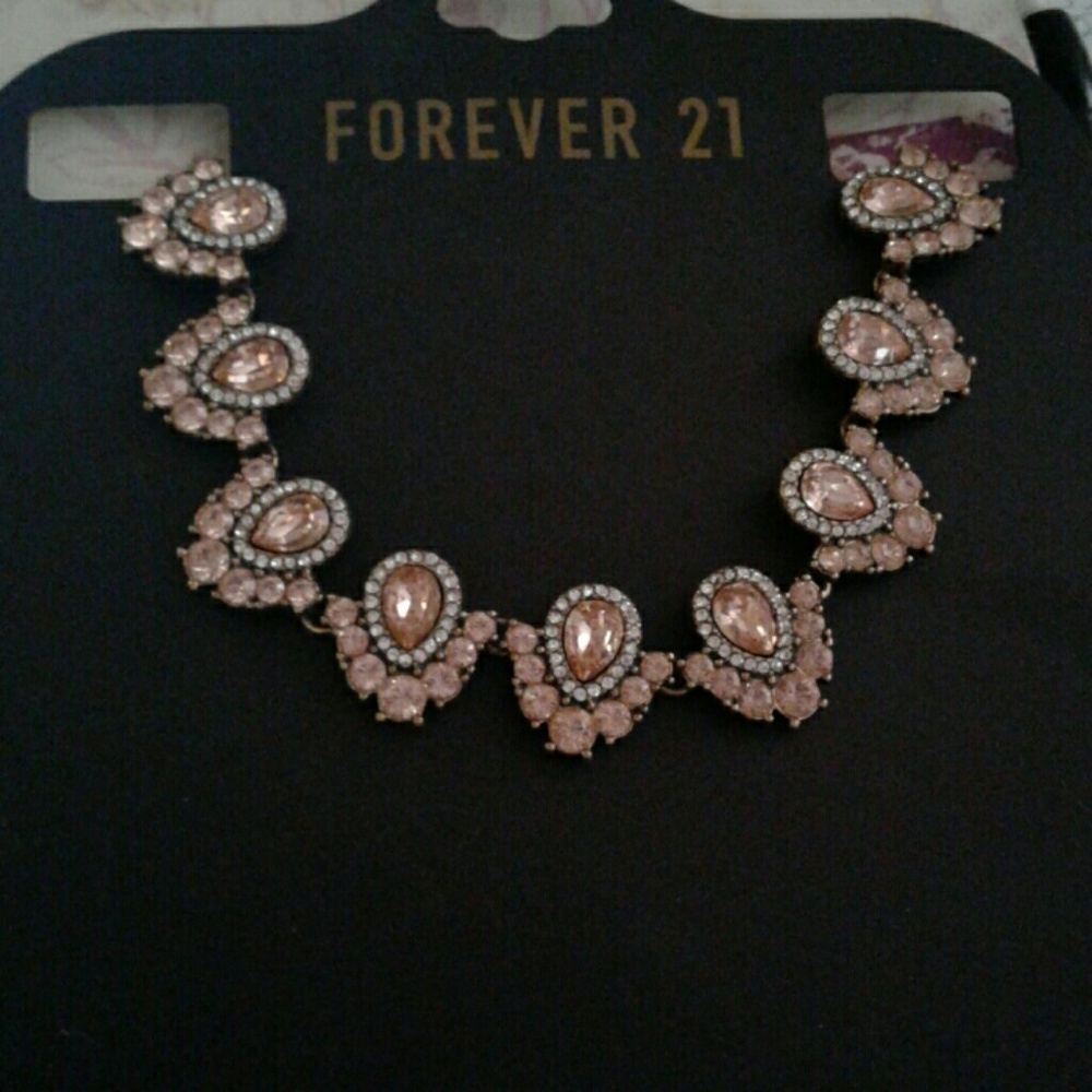 Forever 21 peach antique gold necklace