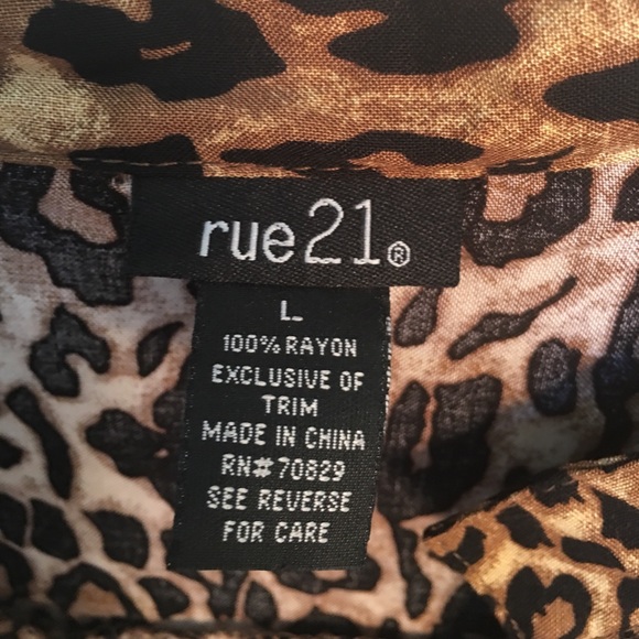 Leopard print Rue 21 blouse - Picture 4 of 4