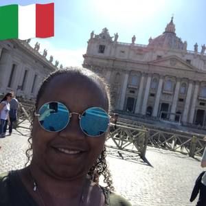 Meet your Posher, Carina