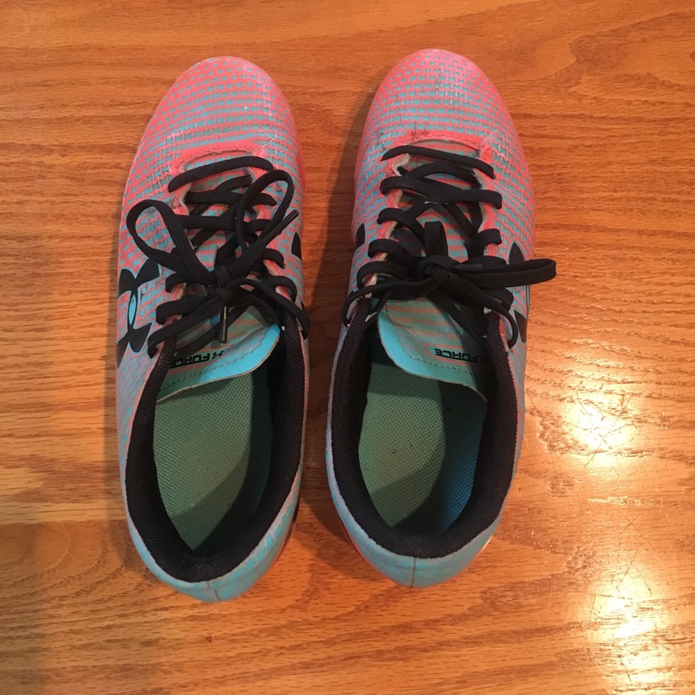 Boys Under Armour Soccer Cleats