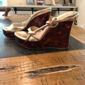 Dior designer heels!! Gold and tortoise mix!!