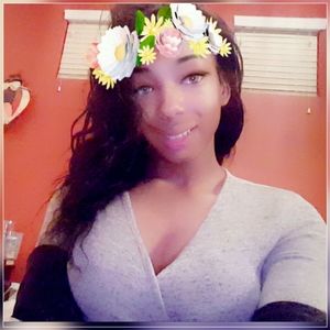 Meet your Posher, Vanessa