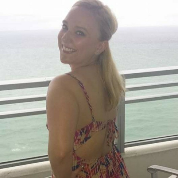 Meet your Posher, Jessica - Picture 5 of 8