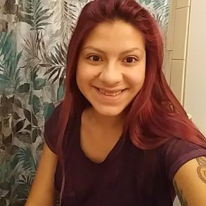 Meet your Posher, Janelle