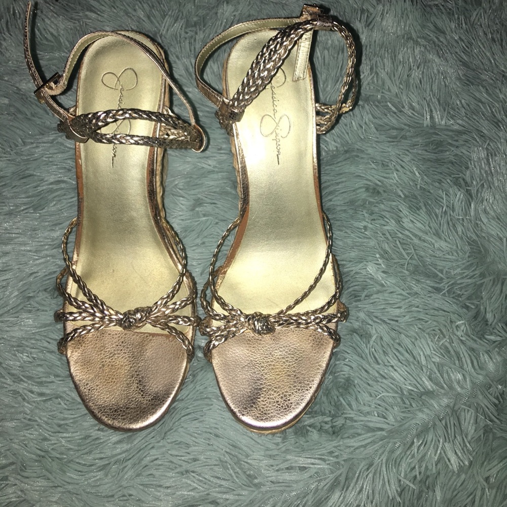 GOLD JESSICA SIMPSON WEDGES