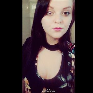 Meet your Posher, Raina