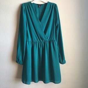 👗 Forever 21 👗 jade green 💚 long sleeve dress