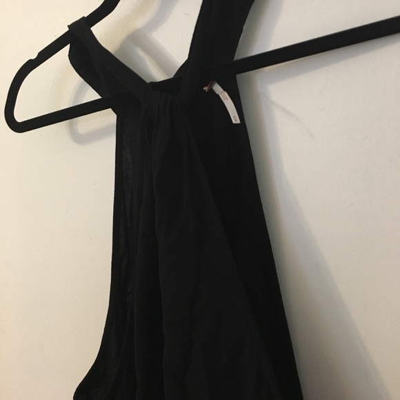 Free people black keyhole tank top - Picture 3 of 4