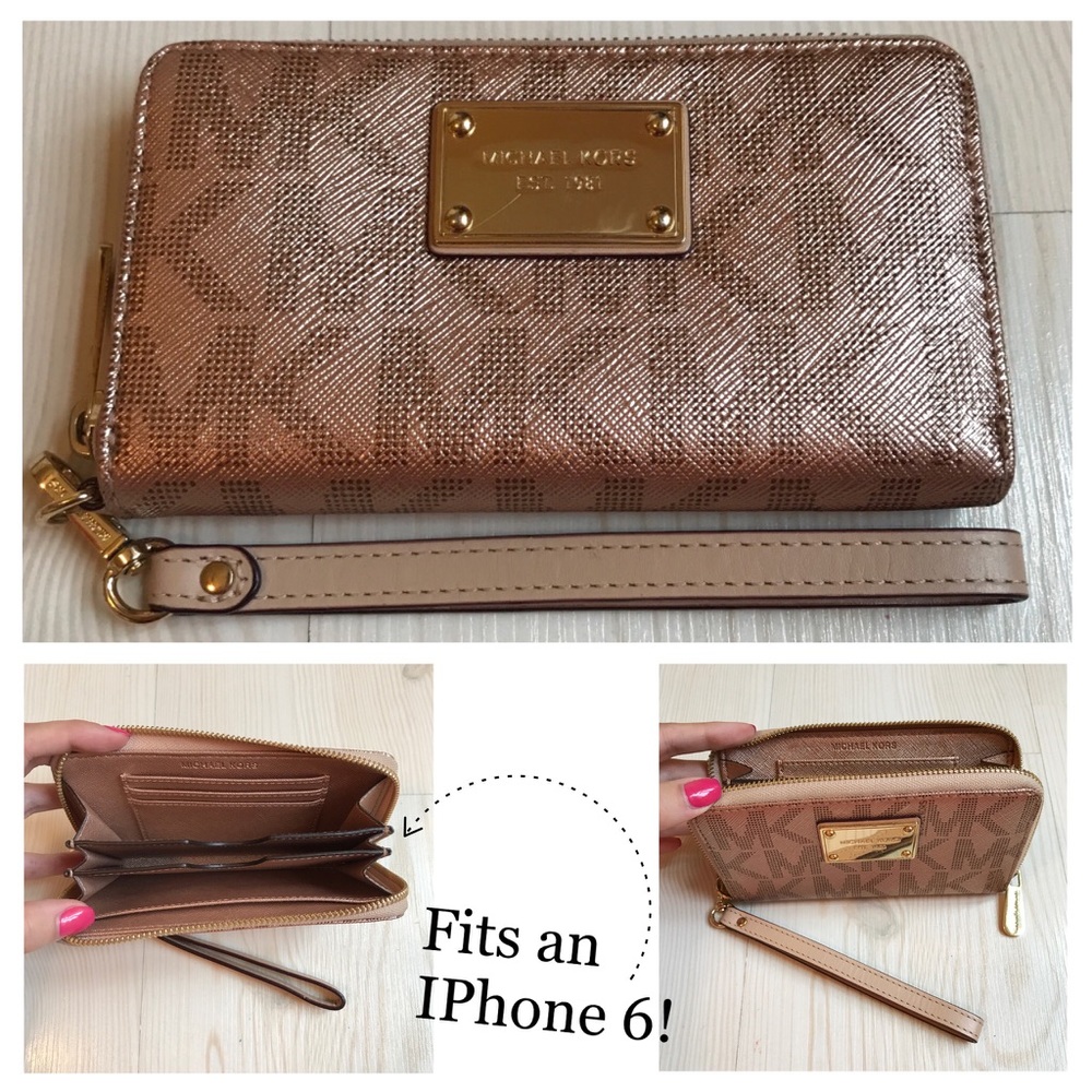 Wristlet