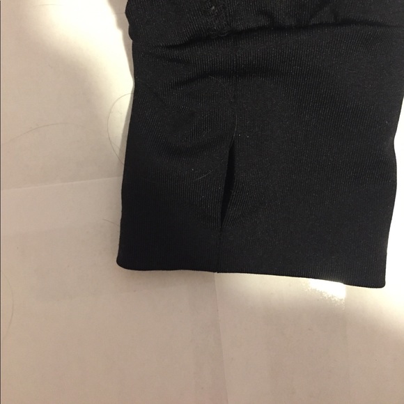 Work out pants/shirt - Picture 2 of 8