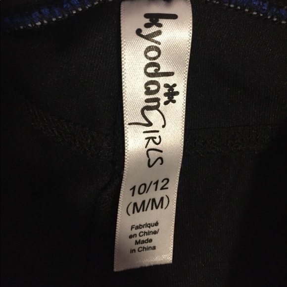 Work out pants/shirt - Picture 8 of 8