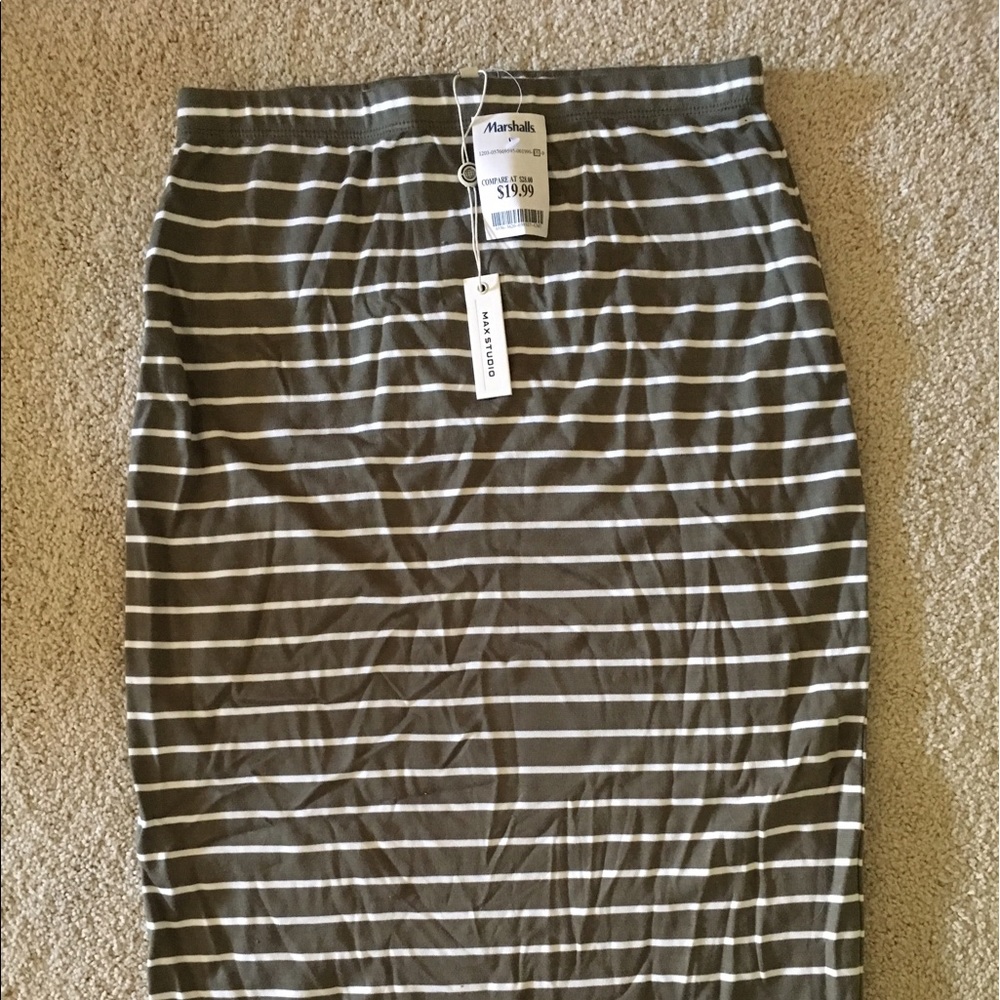 NWT Max studio Pencil skirt