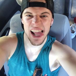 Meet your Posher, Zachary